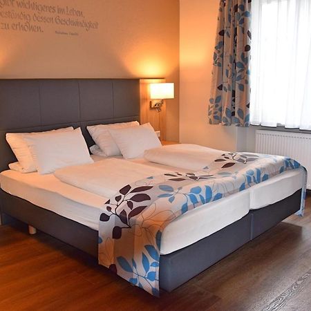 Cafe-Hotel Altreuter Nördlingen Eksteriør billede
