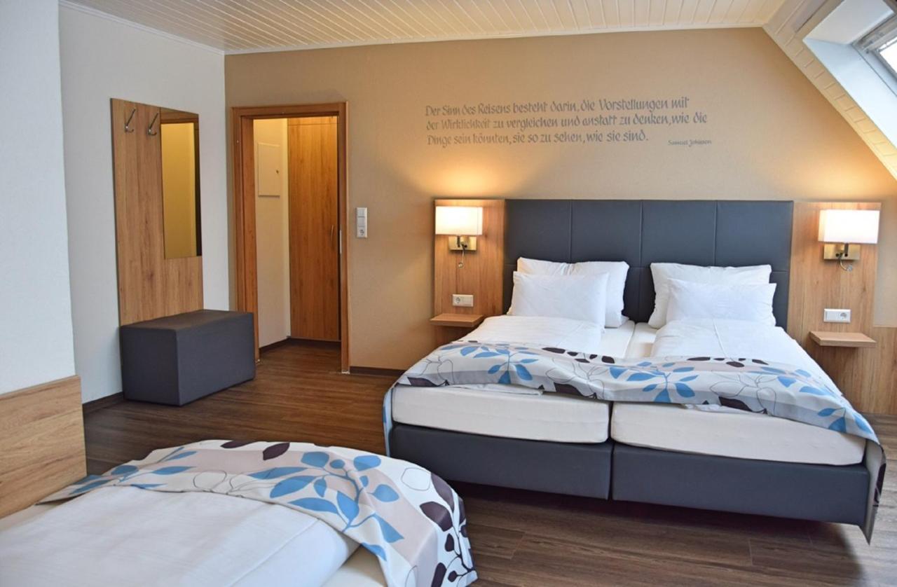 Cafe-Hotel Altreuter Nördlingen Eksteriør billede