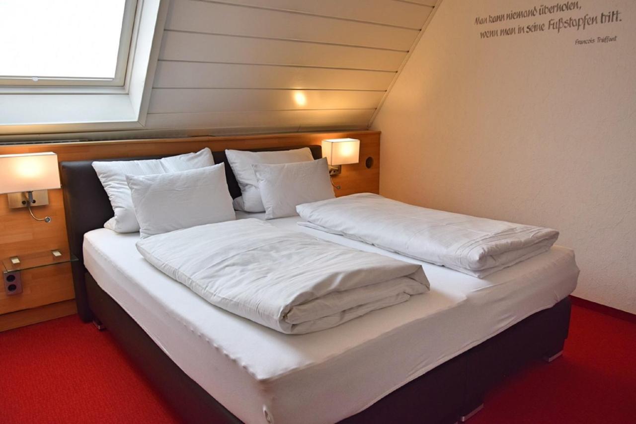 Cafe-Hotel Altreuter Nördlingen Eksteriør billede