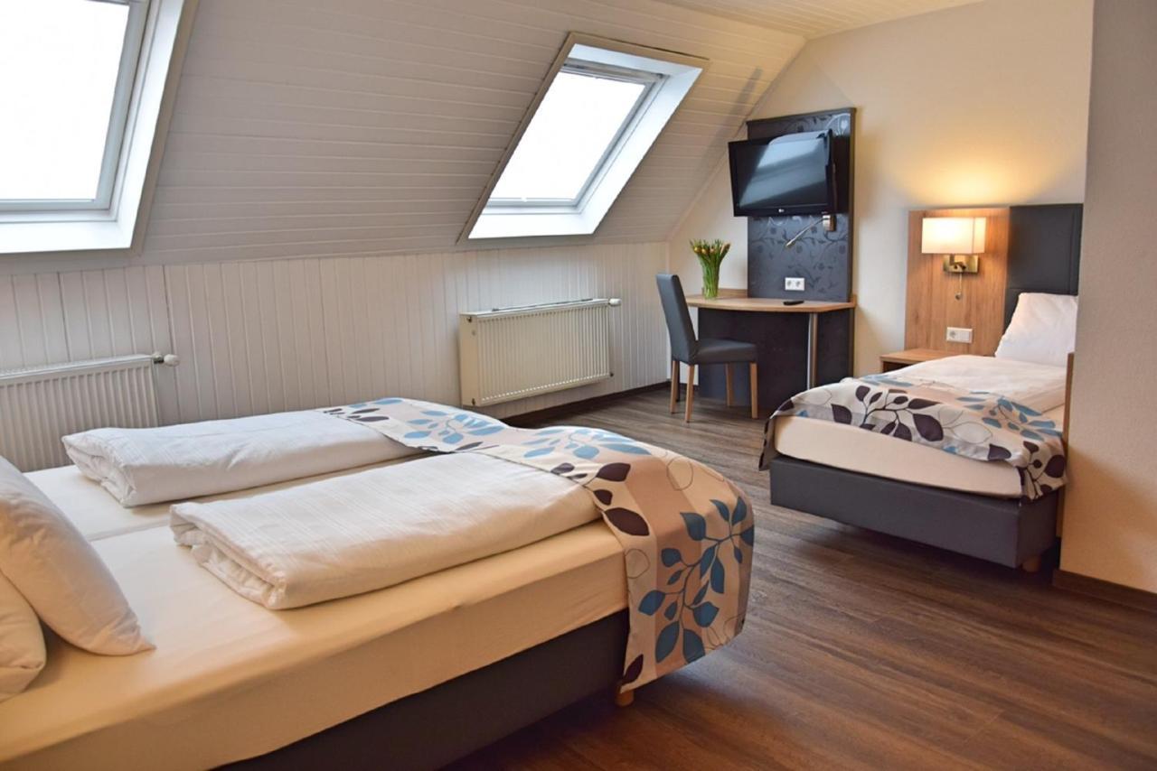 Cafe-Hotel Altreuter Nördlingen Eksteriør billede